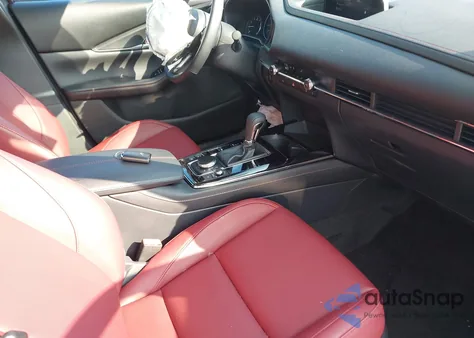 2025 Mazda Cx-30 2.5 S Carbon Edition from USA, damaged, VIN 3MVDMBCM2SM804234